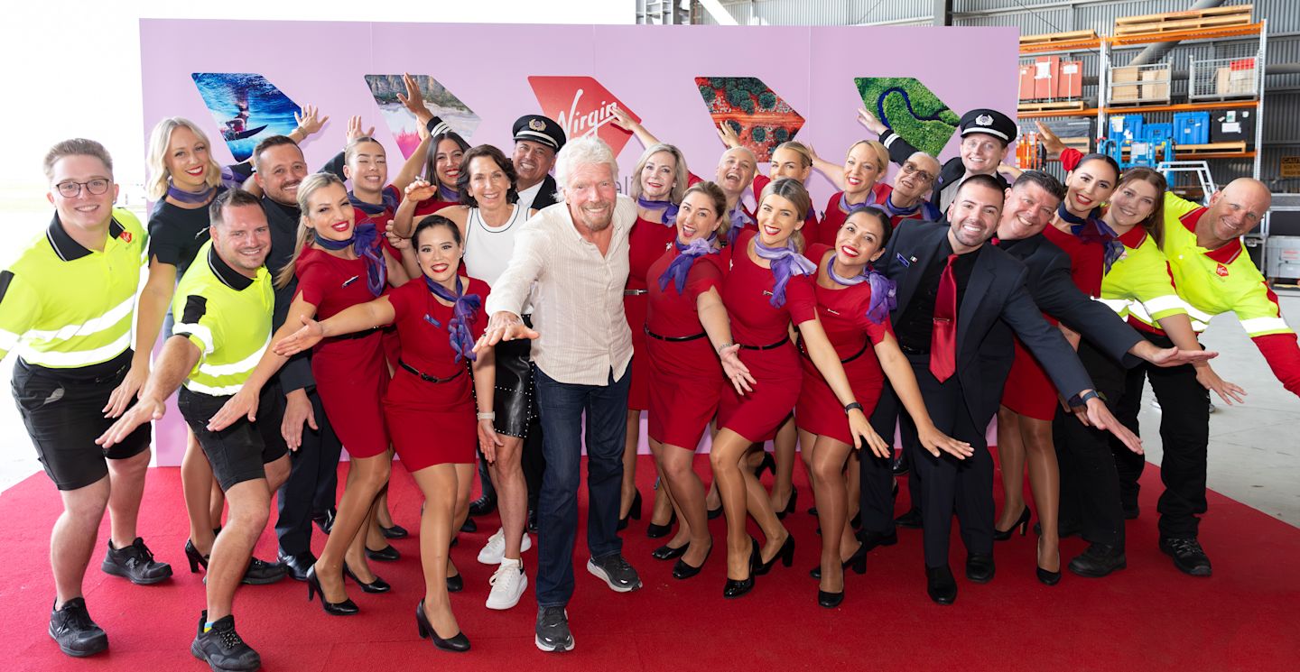 Richard Branson wiht the Virgin Australia team