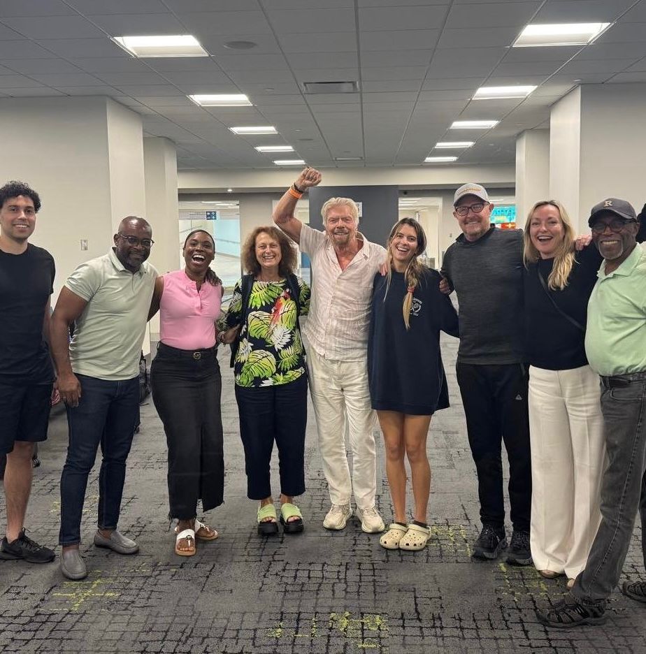 Richard Branson wiht stranded passengers