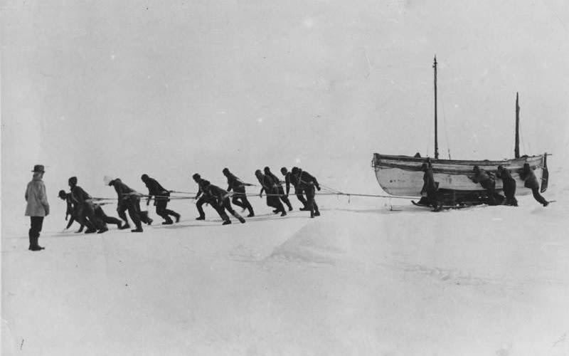 Black and white photo of Ernest Shackleton and crew