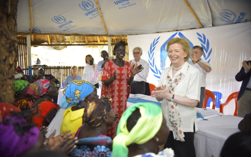 Mary Robinson with refugees in Ethiopia in UNHCR tent