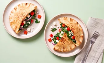 Pitabroodje met spinazie en feta