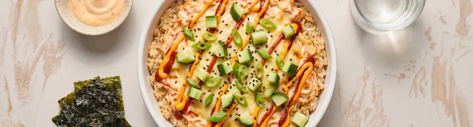 Sushi ovenschotel met kimchi en surimi