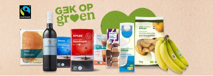 Fairtrade-producten van PLUS. Te zien zijn onder andere gerookte zalm, rode wijn, eieren, koffie, melk, aardappelen en bananen