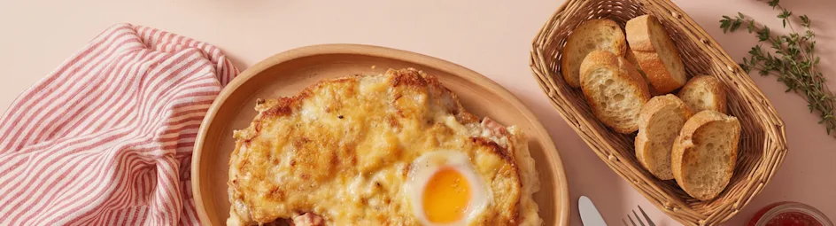 Luxe brunchtosti's met romige kaassaus