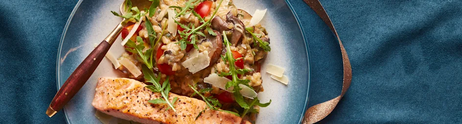 Zalmfilet met romige risotto en rucola