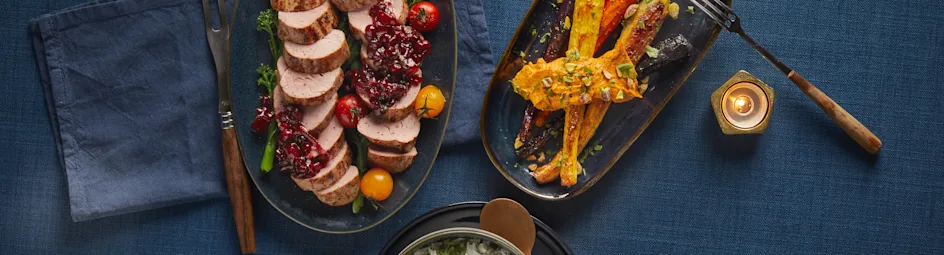 Varkenshaas met cranberry-stoofpeersaus en kruidenrijst
