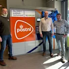 Opening PostNL pakketautomaat in PLUS van den Boogaard in Gouda