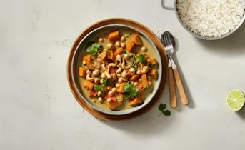 Zoete-aardappelcurry met kikkererwten