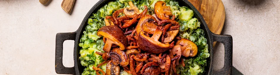 Stamppotgemak boerenkool met champignonmix en (vegetarische) spekjes