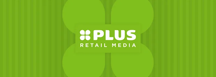 Logo van PLUS Retail Media op groene achtergrond.