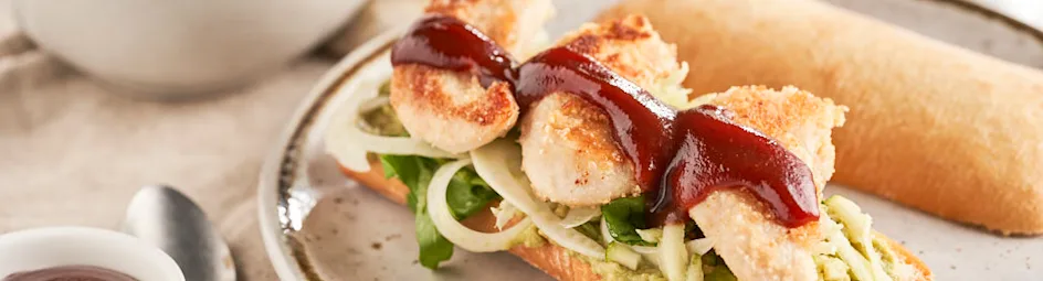 Ciabatta’s met krokante kip en barbecuesaus