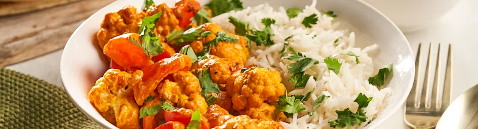Vegetarische curry madras met mango