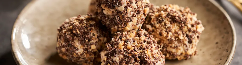 IJstruffels met hazelnoten en chocolade