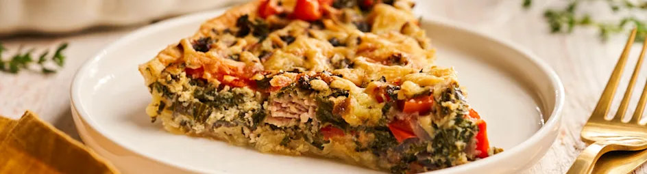 Boerenkoolquiche met bacon en belegen kaas