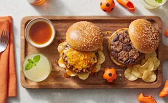 Maple crunch burger