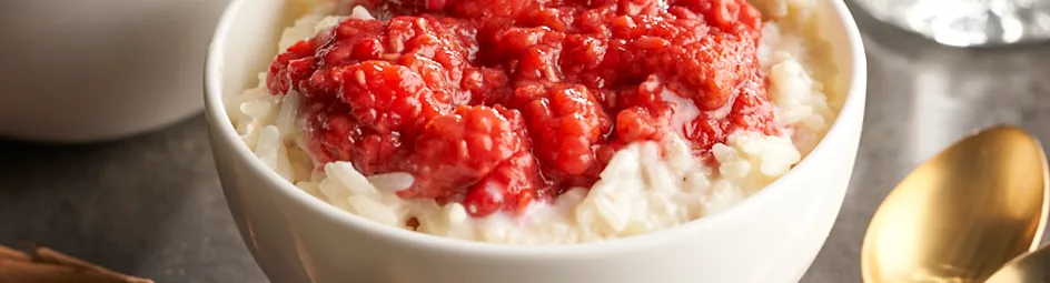 Rijstpudding met frambozen, kaneel en sinaasappel