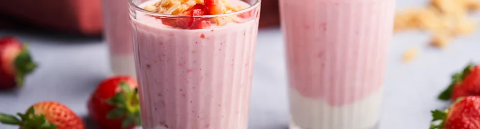 Aardbeientoetje met amandelcrunch