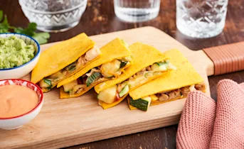 Quesadilla’s met vegetarische kip en guacamole