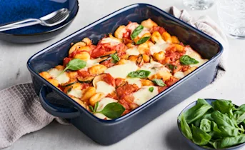 Romige caprese gnocchi uit de oven