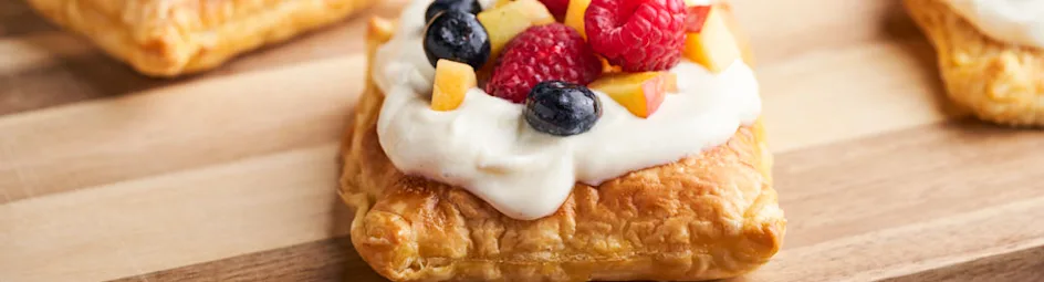 Fruittaartjes met vanilleroom