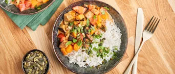 Vegetarische auberginecurry met pompoen