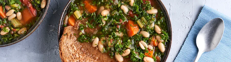 Ribolita met krokant knoflookbrood en boerenkool