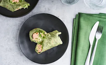 Zeewierwraps met zalm en avocado-limoensalsa