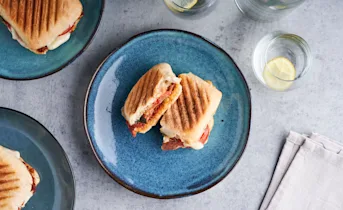 Capresetosti met spianata romana