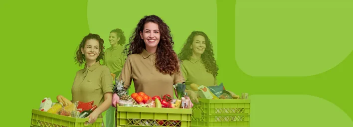 PLUS medewerker met bezorgkrat