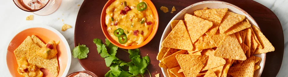 Chorizo kaasdip met tortilla chips