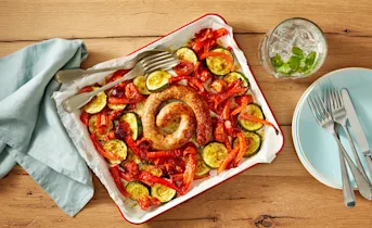 Traybake met verse worst