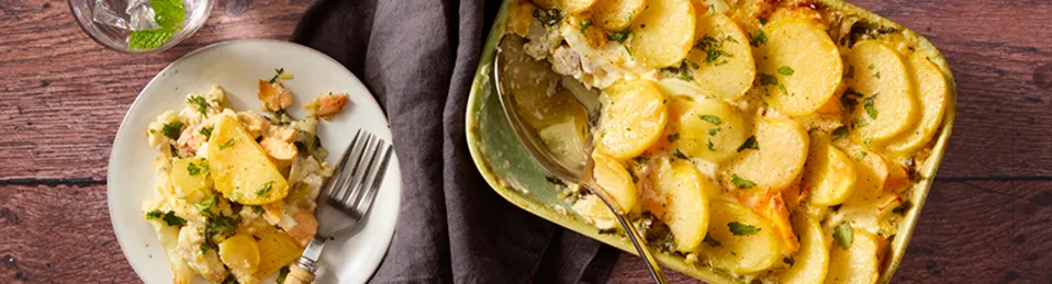 Visovenschotel met aardappelschijfjes