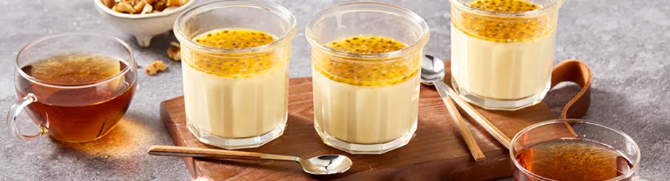 Panna cotta met passievrucht