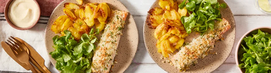 Krokante zalm uit de oven met geroosterde aardappels