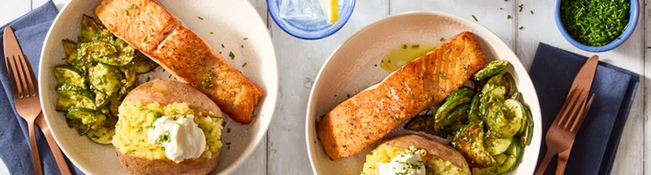 Gepofte aardappel uit de airfyer (of bbq) met zalm