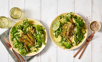 Salade met Spinazie kaasburger
