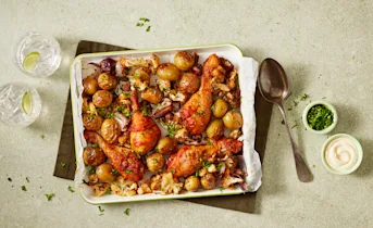 Traybake met kipdrumsticks