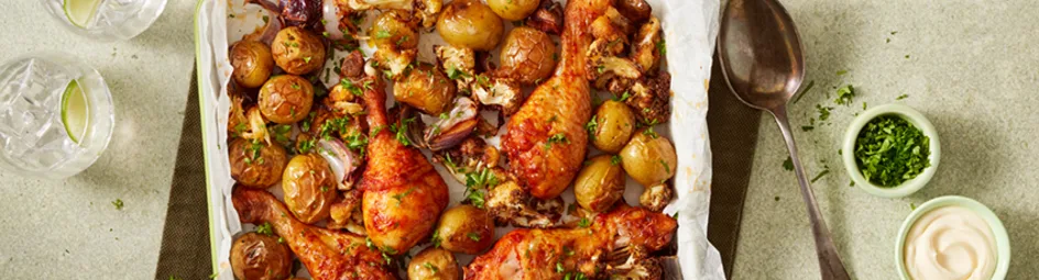 Traybake met kipdrumsticks