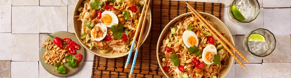 Veggie Saté noodle salade