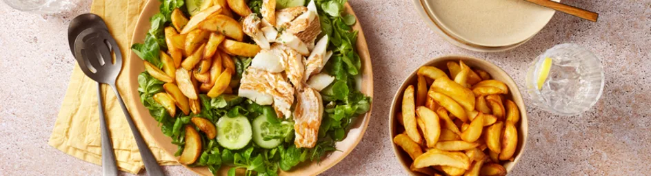 Vissalade met aardappelpartjes