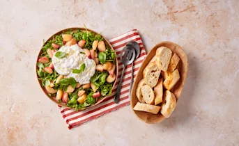 Perzik burrata salade