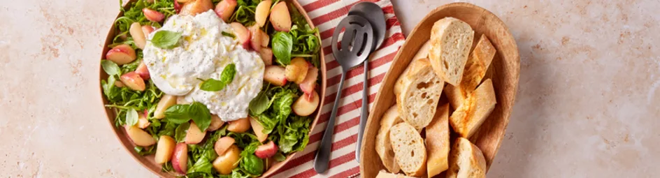 Perzik burrata salade