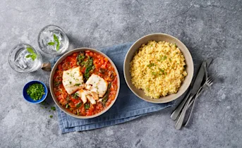 Bulgur met tomatensaus en kabeljauw