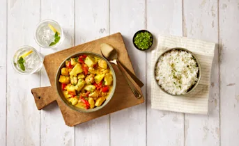 Kip kerrie met ananas