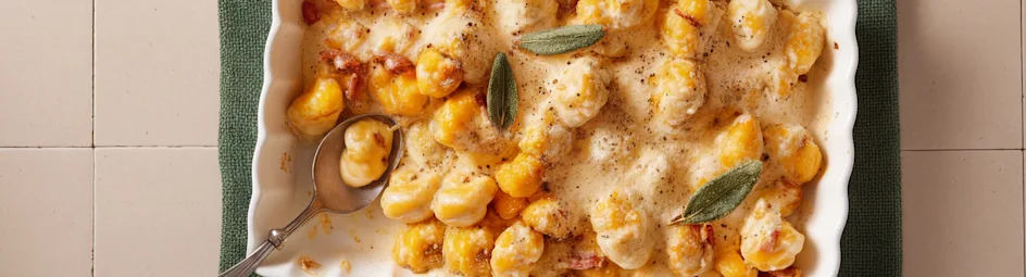 Romige gnocchi met pompoen en salie uit de oven