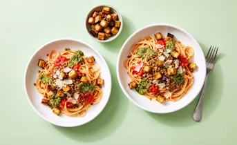Pasta met aubergine en tomatensaus
