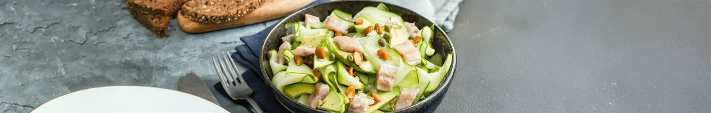 Haring salade met een dille vinaigrette.