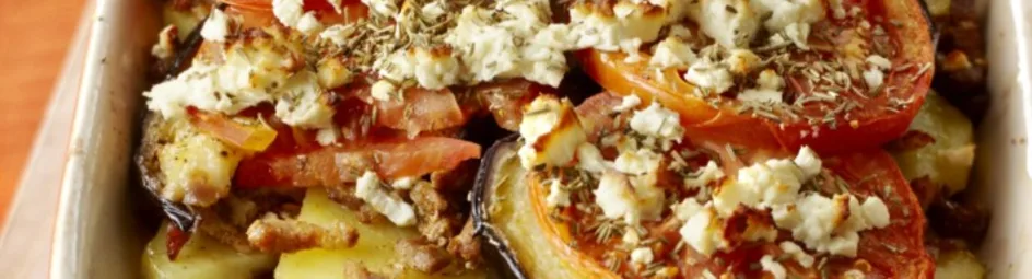 Ovenschotel met shoarma, aubergine en tomaat
