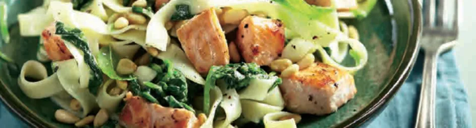 Pasta met zalm en spinazie