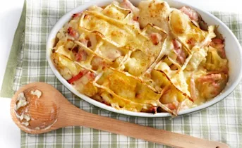 Bloemkoolschotel met ham en kaas